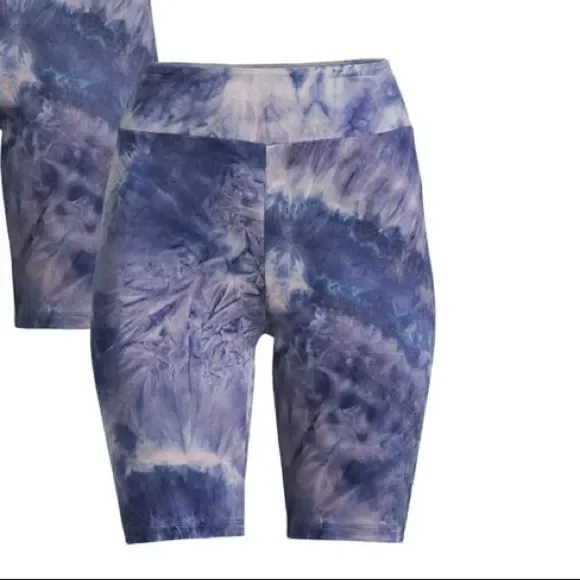 LAST PAIR! NEW super soft fitted blue tie dye biker shorts - Picture 5 of 5